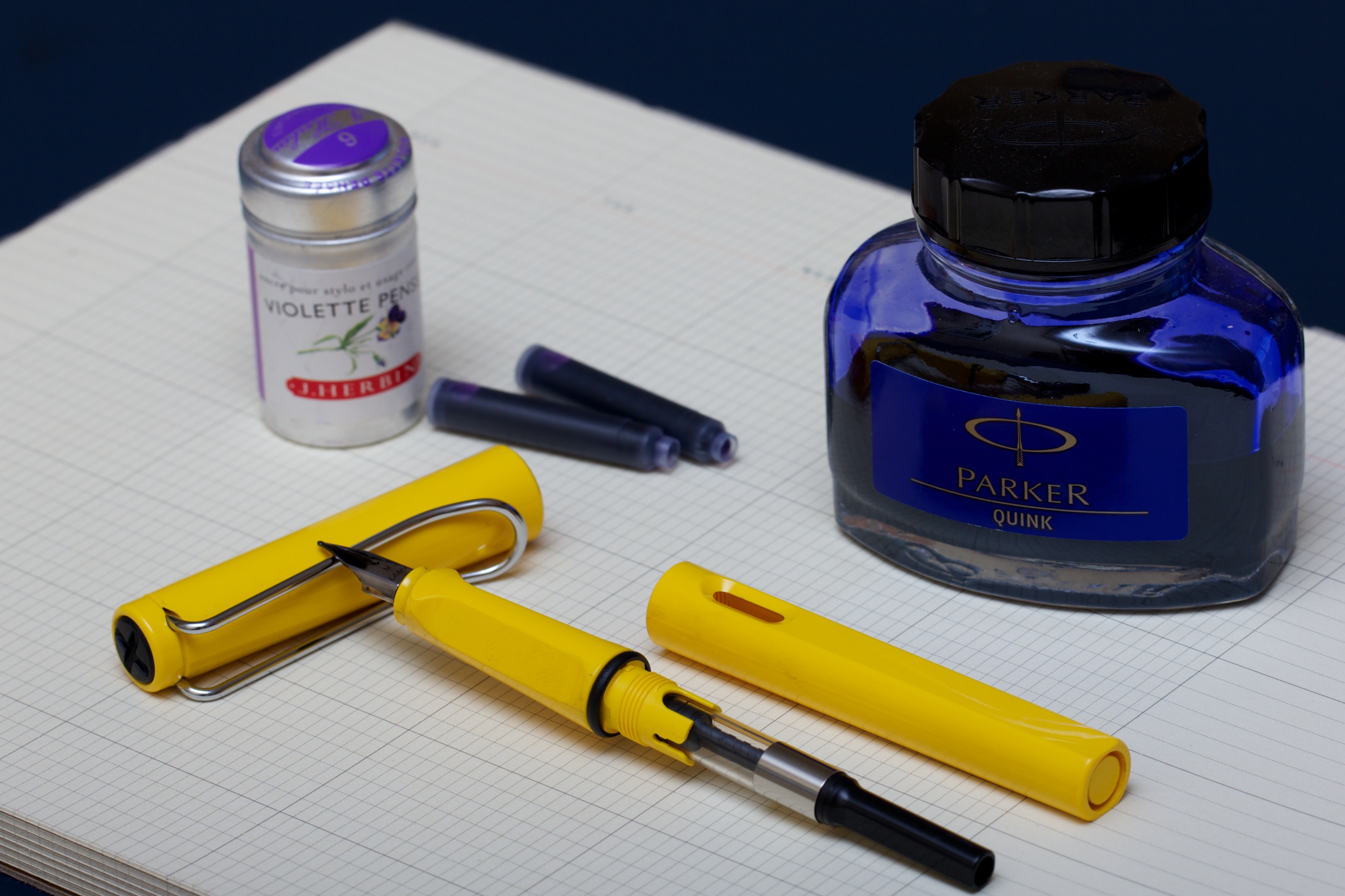 bo-chuyen-muc-converter-cua-but-may-lamy-safari